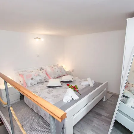 Vasilj Apartment