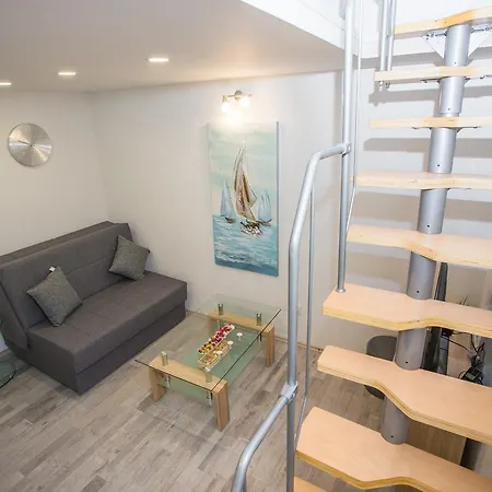 Vasilj Apartment *