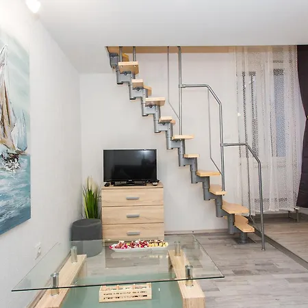 Vasilj Apartment *